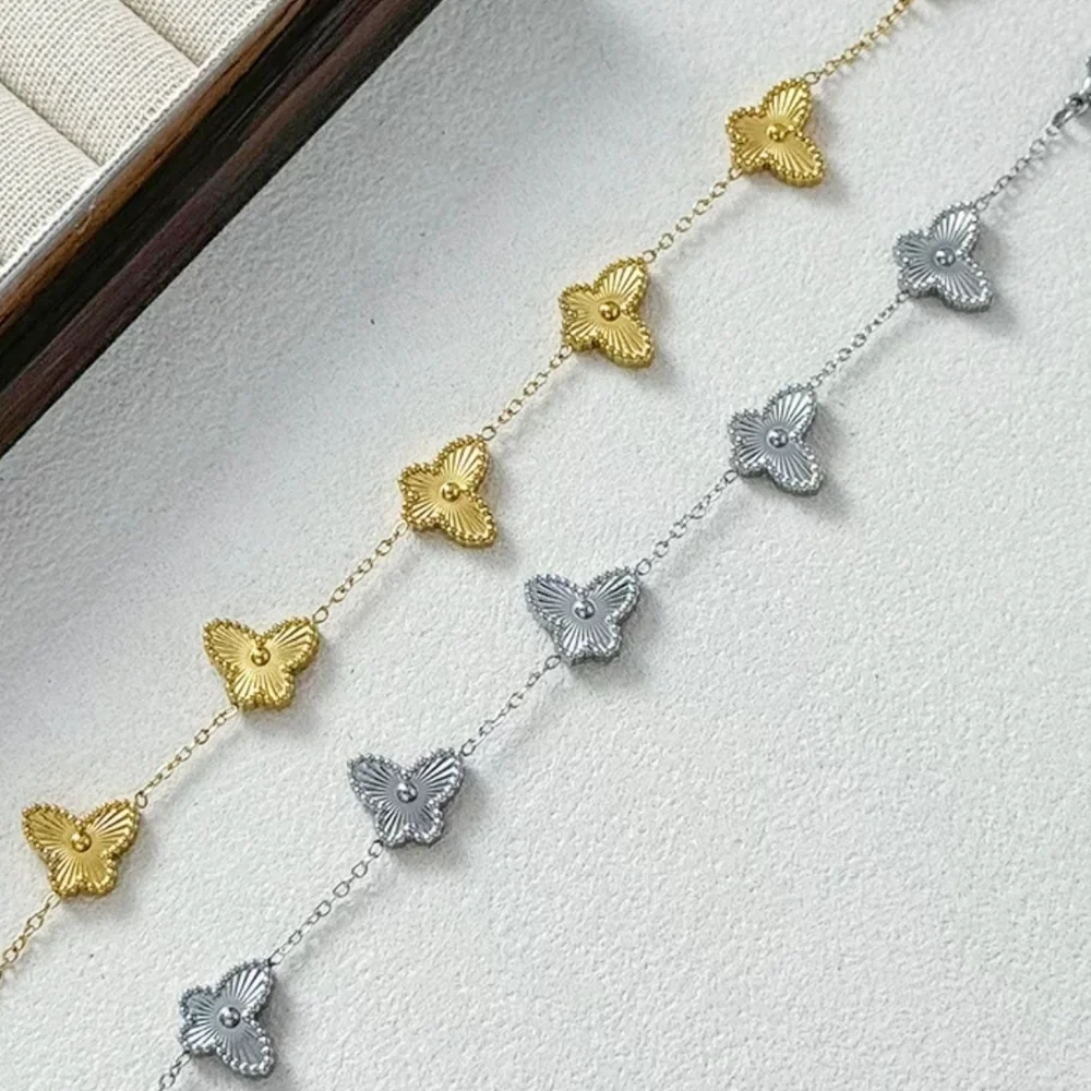Gold Floral Motif Chain Bracelet - Elegant Women’s Jewelry